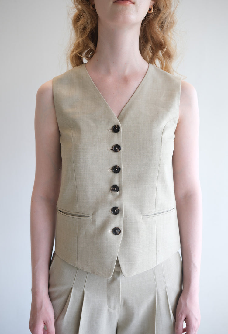 LINE VEST